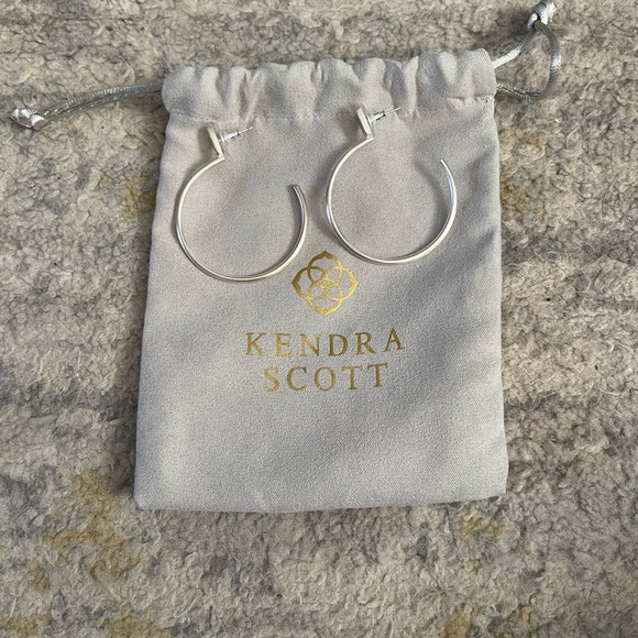 Kendra Scott Jewelry - Kendra Scott hoop earrings